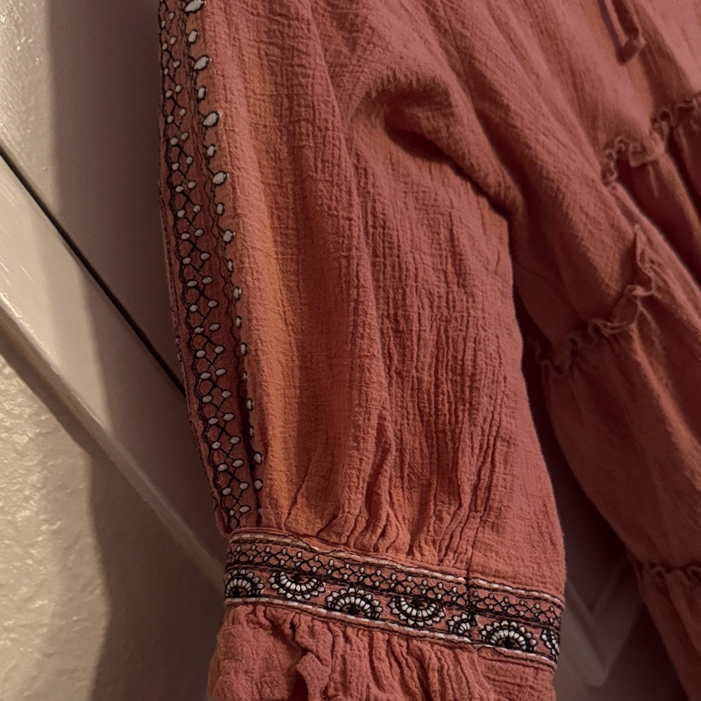 En Creme Women's Boho Top with Embroidery - Picture 5 of 12